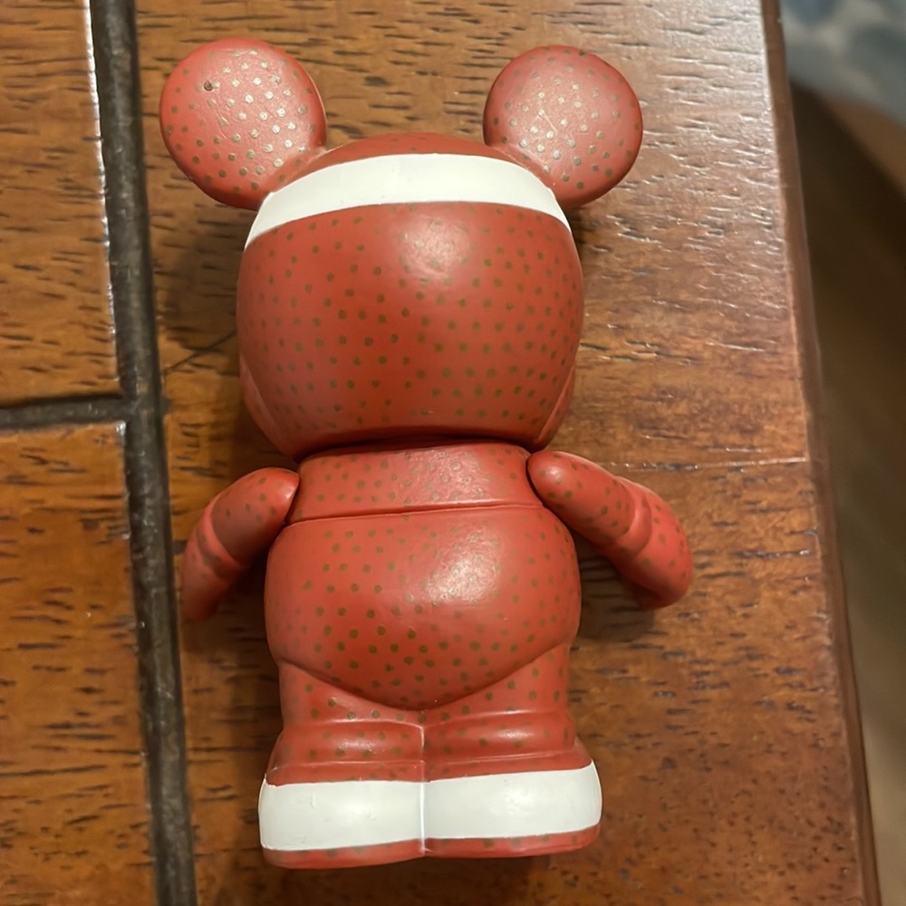 Football Mickey - Picture 2 of 4